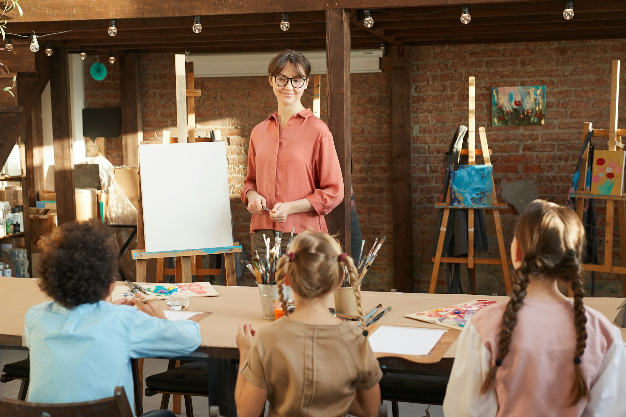 Art lesson in art studio